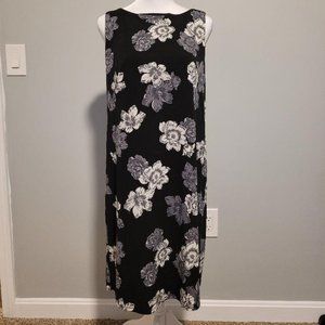 Ann Taylor Black with Gray Floral Print Dr…